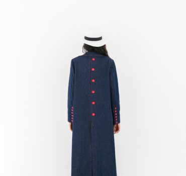 Dark denim - Red buttons