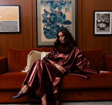 Metallic Leather التسليم خلال ٣ ايام من تاريخ الطلب