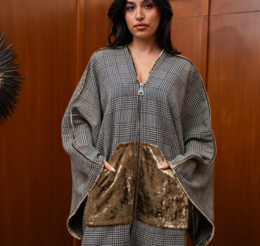 Velvet Pocket التسليم خلال ٣ ايام من تاريخ الطلب