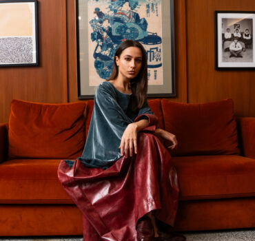 Shiny Leather التسليم خلال٢  ايام من تاريخ الطلب